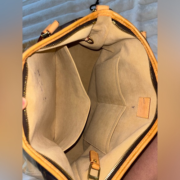 LV Estrela MM Monogram - Picture 12 of 16